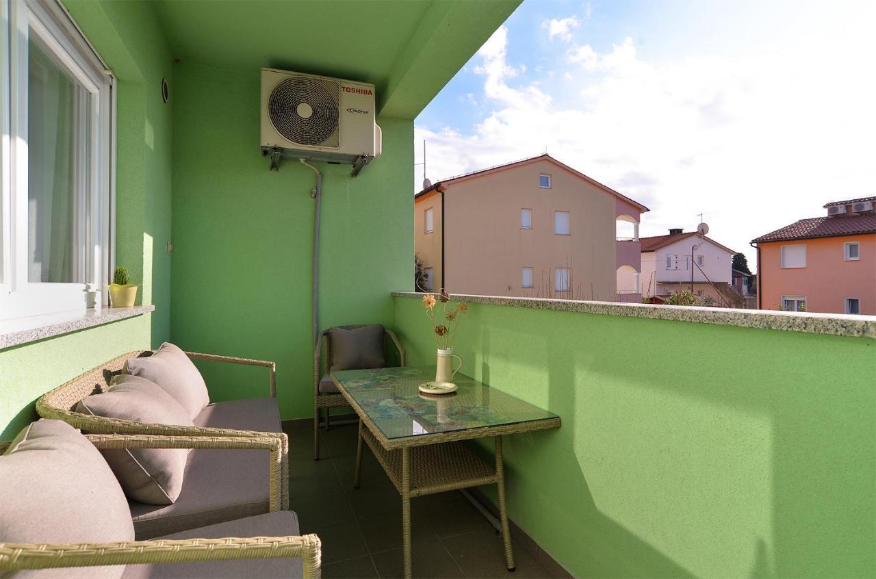 Apartments Ariana 1989 Fažana Exterior foto